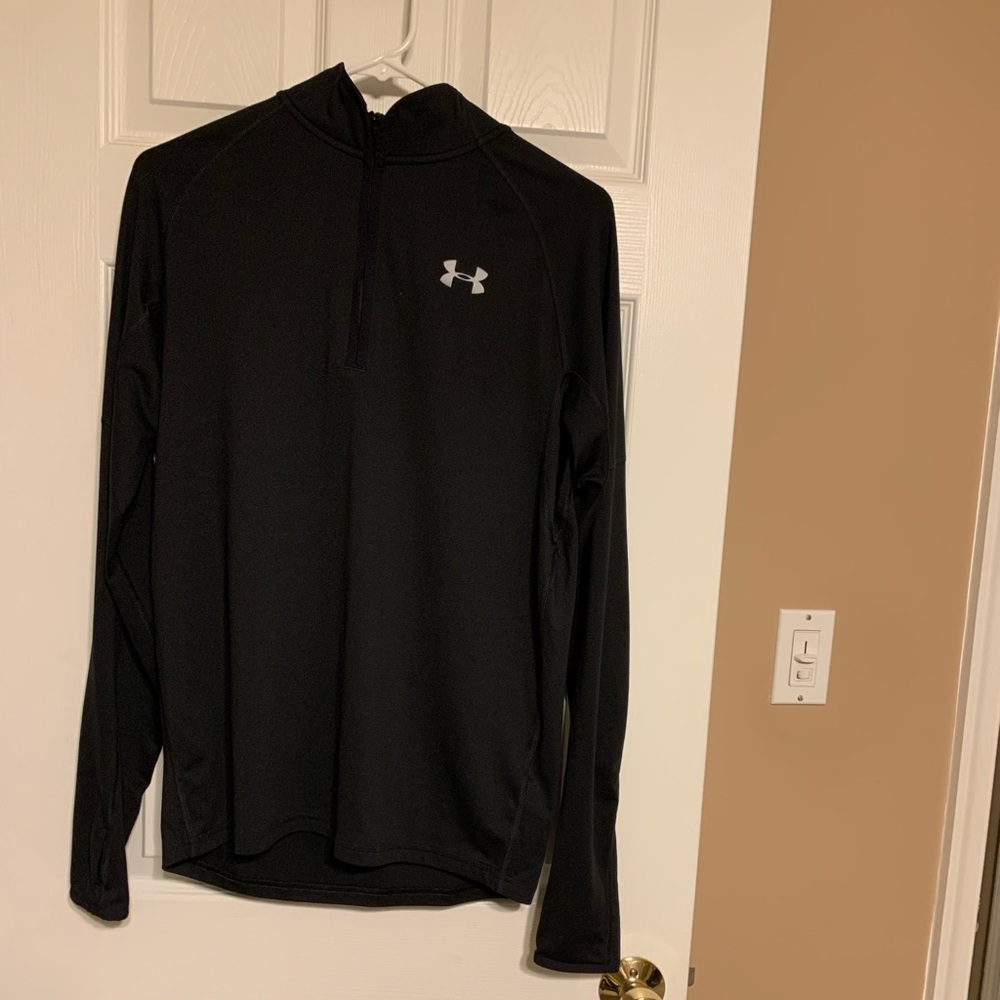 Under Armor half zip shirt. Juniors Small Cross site listed just sold